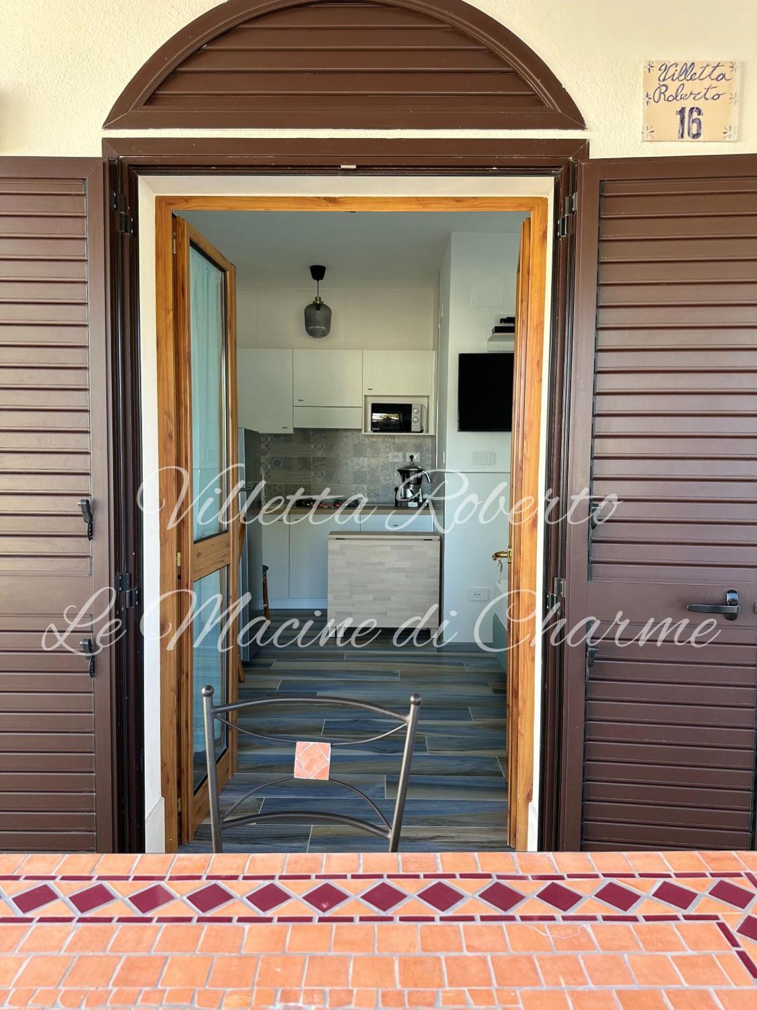 Villetta Roberto Le Macine Di Charme - Pugnochiuso Resort فيستَ المظهر الخارجي الصورة